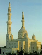 برق مساجد در امارات خورشیدی می‌شود