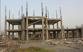 جنازه مسکن مهر روی دست مردم