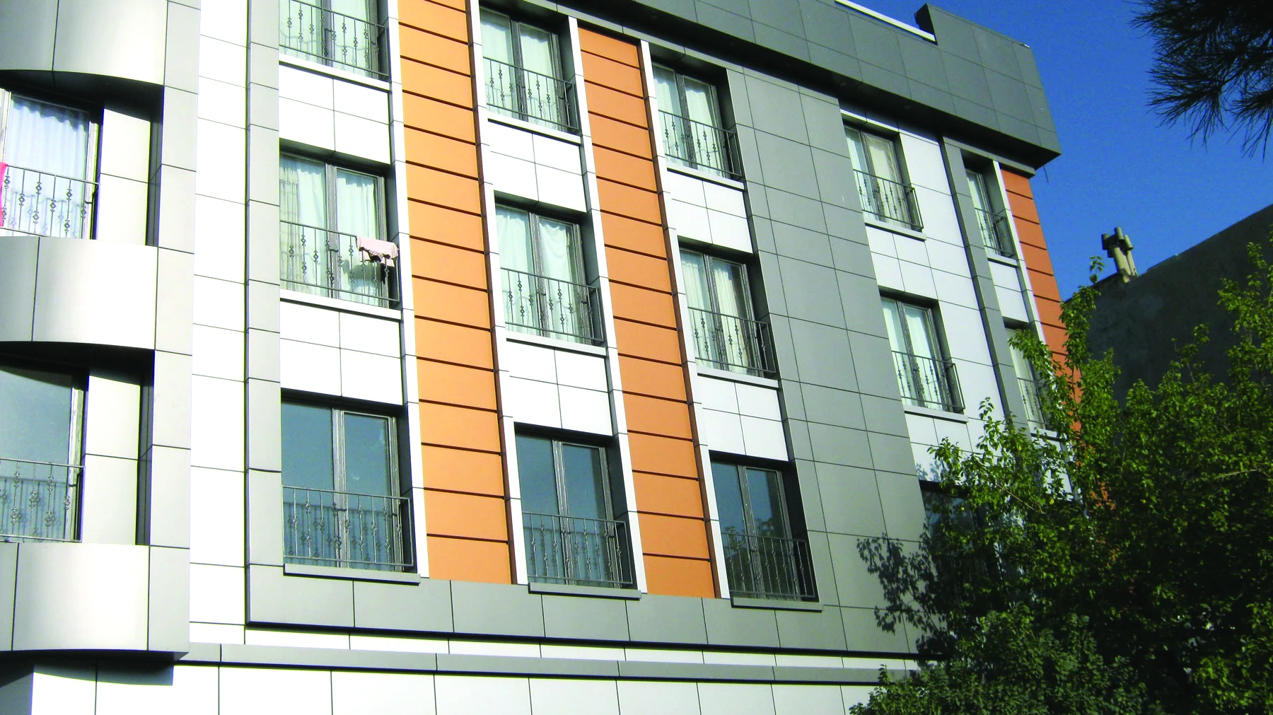 مثلث مهندسی، شناسنامه فنی و مقررات ملی را جدی بگیریم 