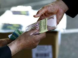 گریزی از بازنگری در هدفمندی یارانه‌ها نیست