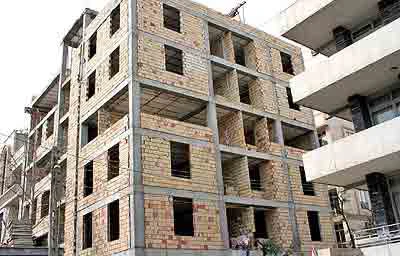 شهرداری‌ و مجلس پیشگامان نوسازی   