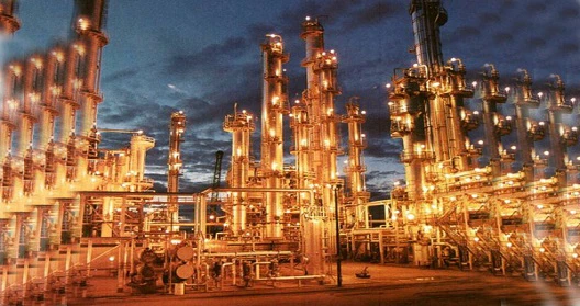 تولید محصولات پتروشیمی تا پایان امسال به ٤٧ میلیون تن می ‏رسد