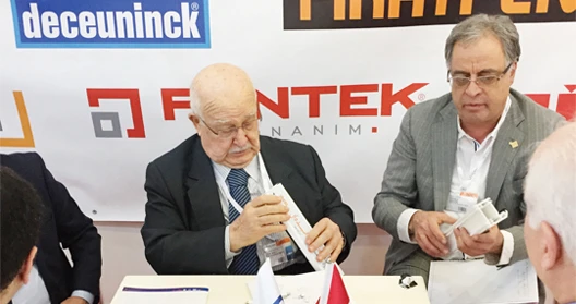 عواقب قلت نوشتن غلط در صنعت پروفیل یو.پی.وی.سی