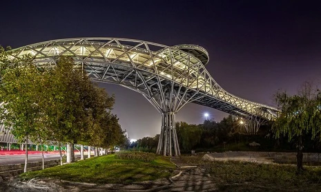 پل طبیعت تهران نامزد دریافت یک میلیون دلار