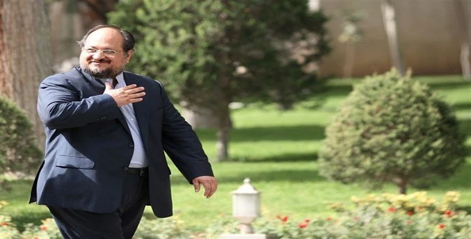 اخبار ضدونقیض از استعفای شریعتمداری!