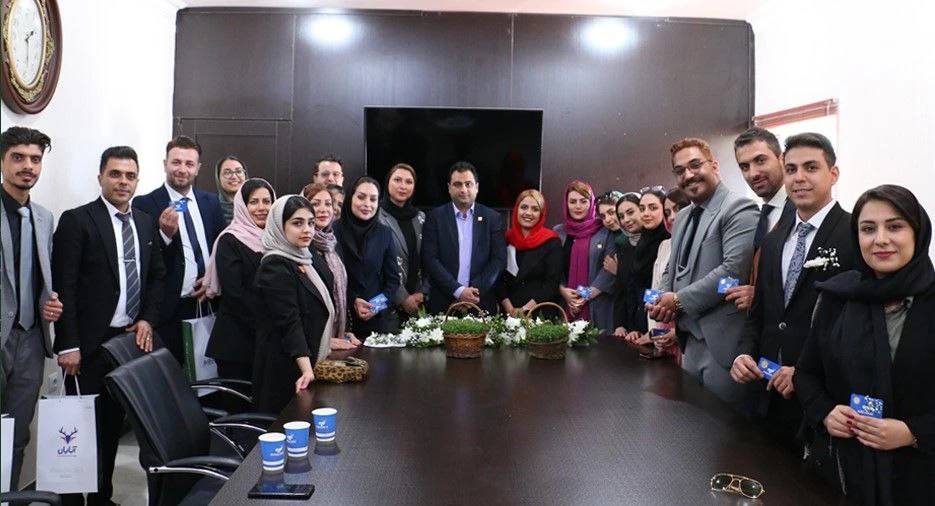 تقدیر از کارکنان واحدهای فروش آبایان در آستانه سال نو 1402