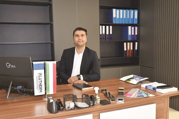 هیچ وقـت از کیفـیت نزدیم